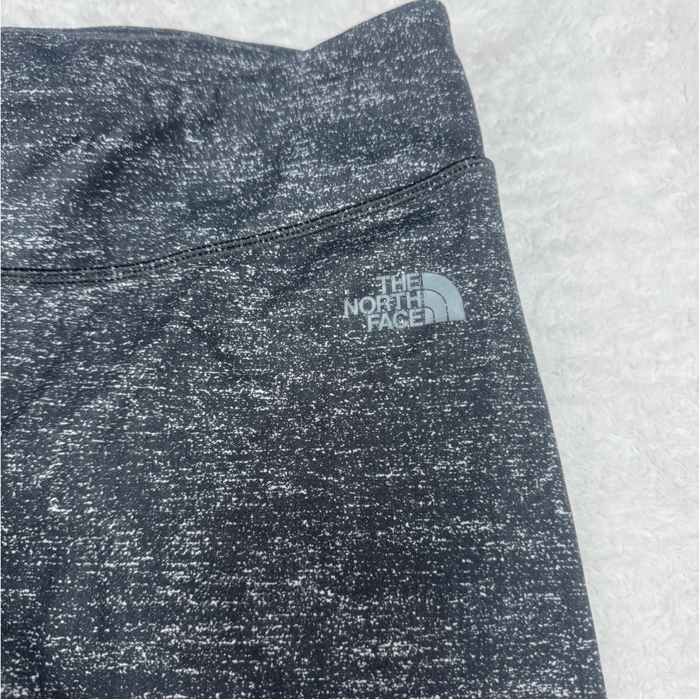 THE NORTH FACE Women’s grey cropped leggings flashdry - Picture 3 of 5